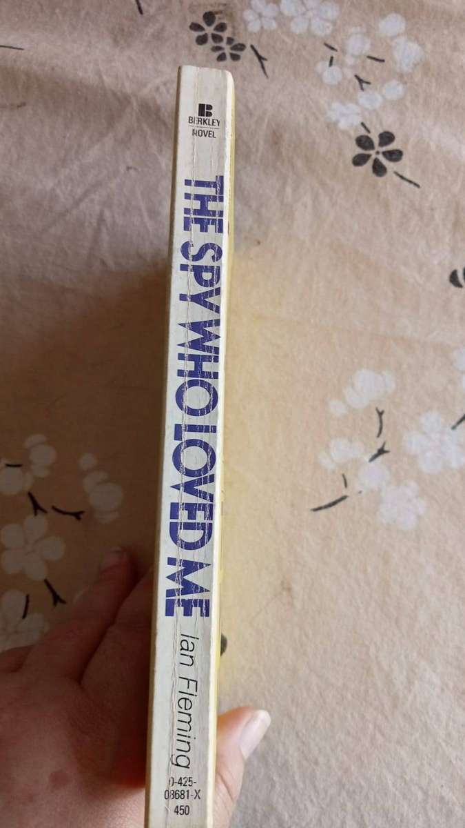 The Spy Who Loved Me by Ian Fleming  James Bond (Berkley Edition, 1992)
