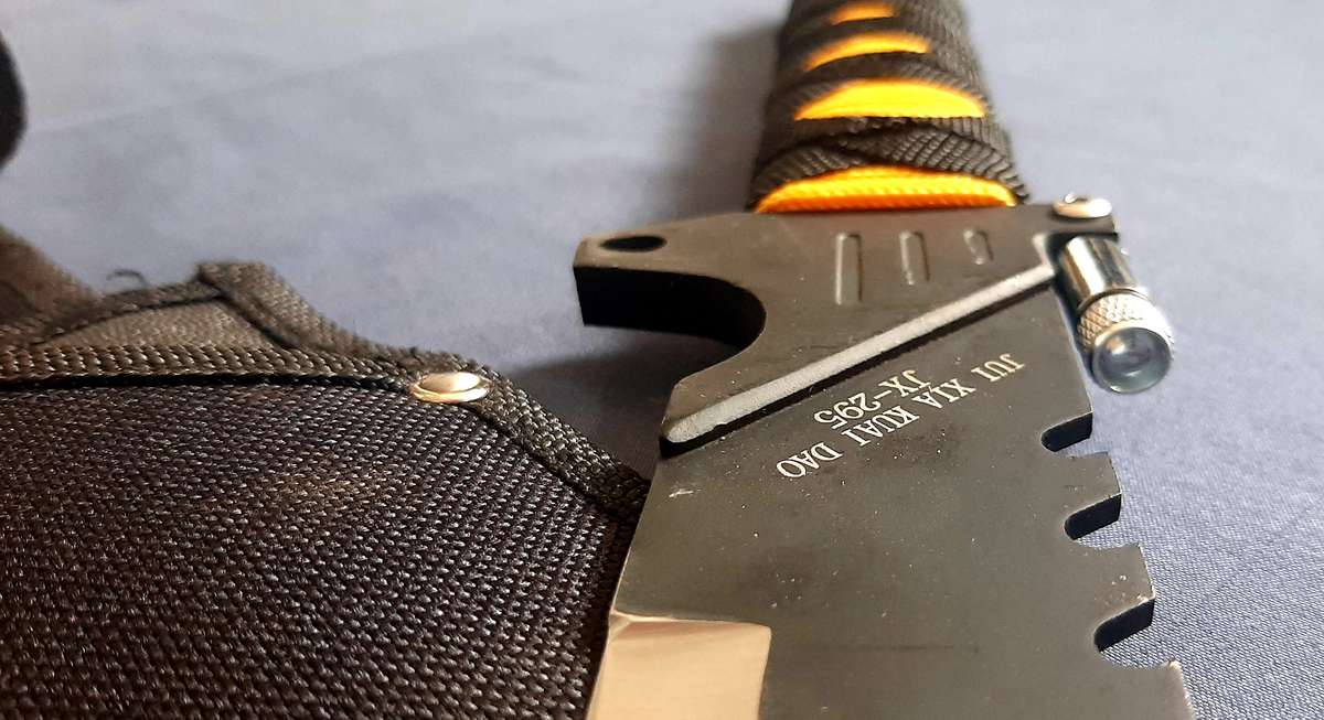 LARGE 70CM SURVIVAL DAGGER / SWORD