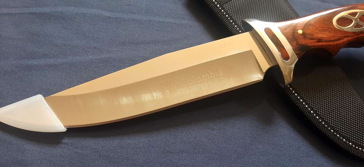 BEAUTIFUL 33CM HUNTING KNIFE WITH WOODEN HANDLE