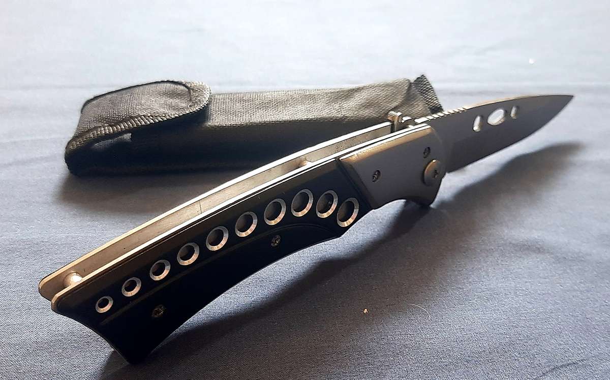 BEAUTIFUL CRAFTED 24CM SWITCHBLADE KNIFE