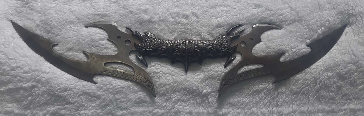 EXQUISITE DOUBLE BLADED FANTASY WEAPON (46.5CM)