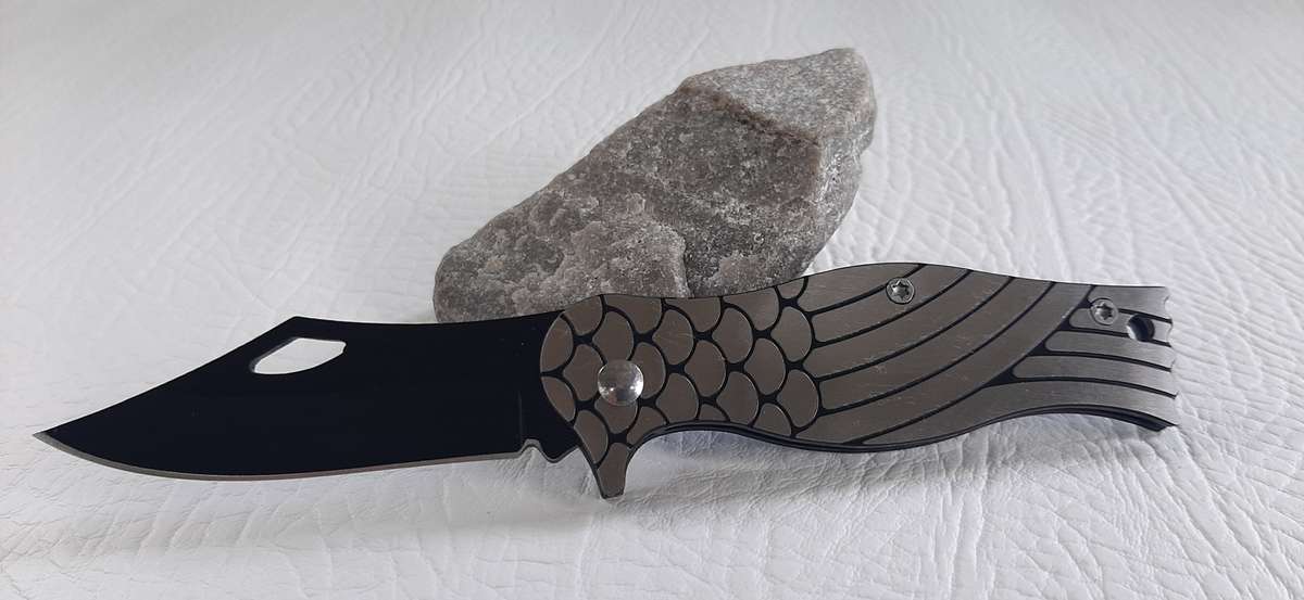 15CM LIGHT WEIGHT STAINLESS-STEEL POCKET KNIFE