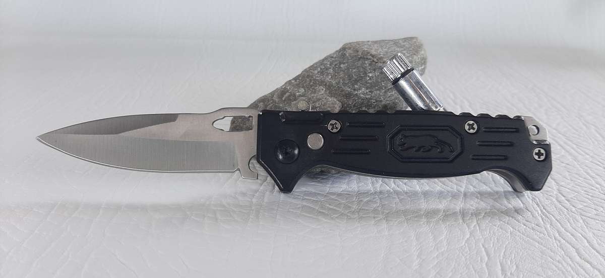 15CM HIGH-GRADE STAINLESS-STEEL SWITCHBLADE