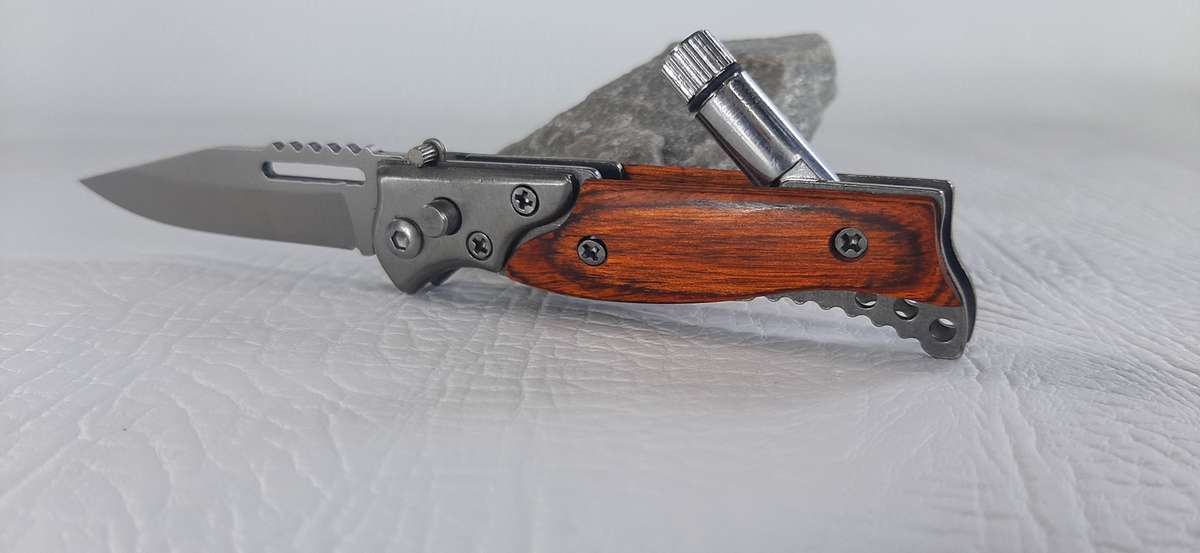 14.5CM HIGH-GRADE STAINLESS-STEEL SWITCHBLADE