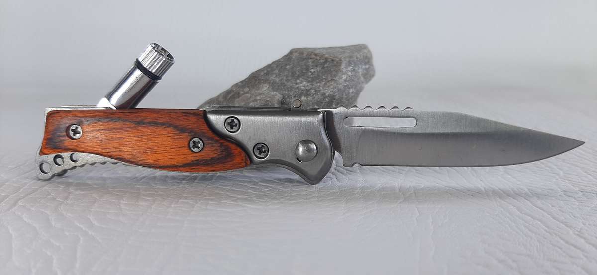 14.5CM HIGH-GRADE STAINLESS-STEEL SWITCHBLADE