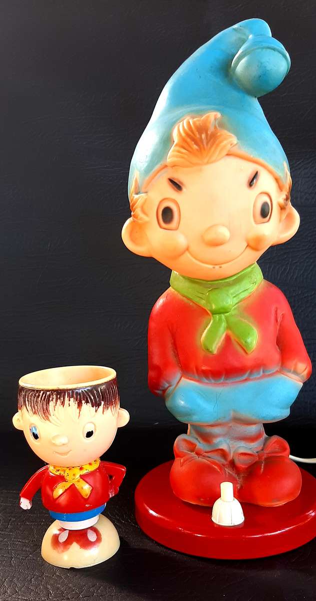 VINTAGE AND RARE NODDY NIGHTLIGHT (WORKING) AND NODDY EGG HOLDER