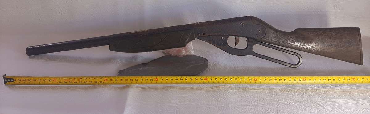 VINTAGE DAISY MODEL 660 BB GUN