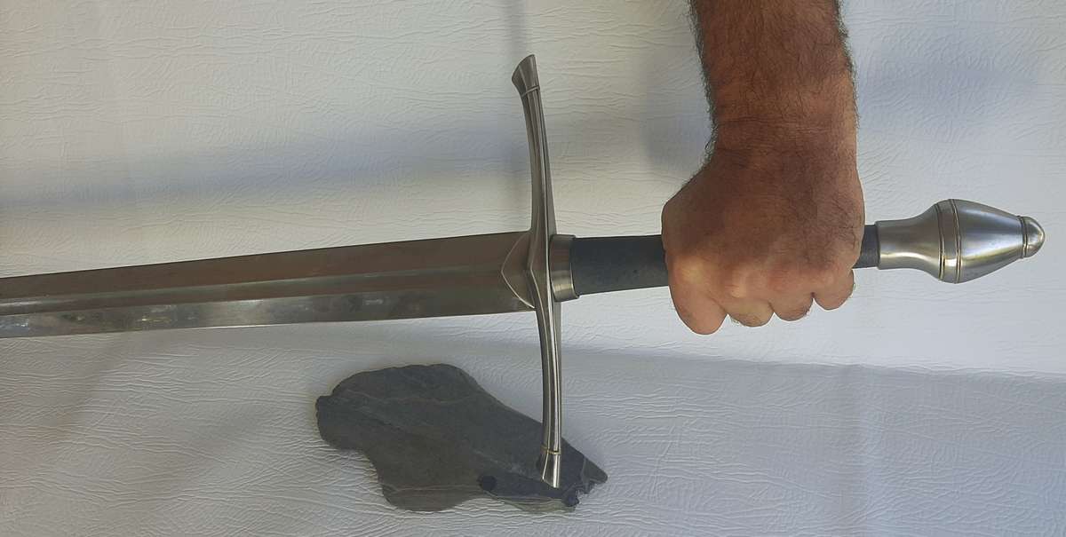 Andúril - The Flame of the West - Legendary Sword of Aragorn