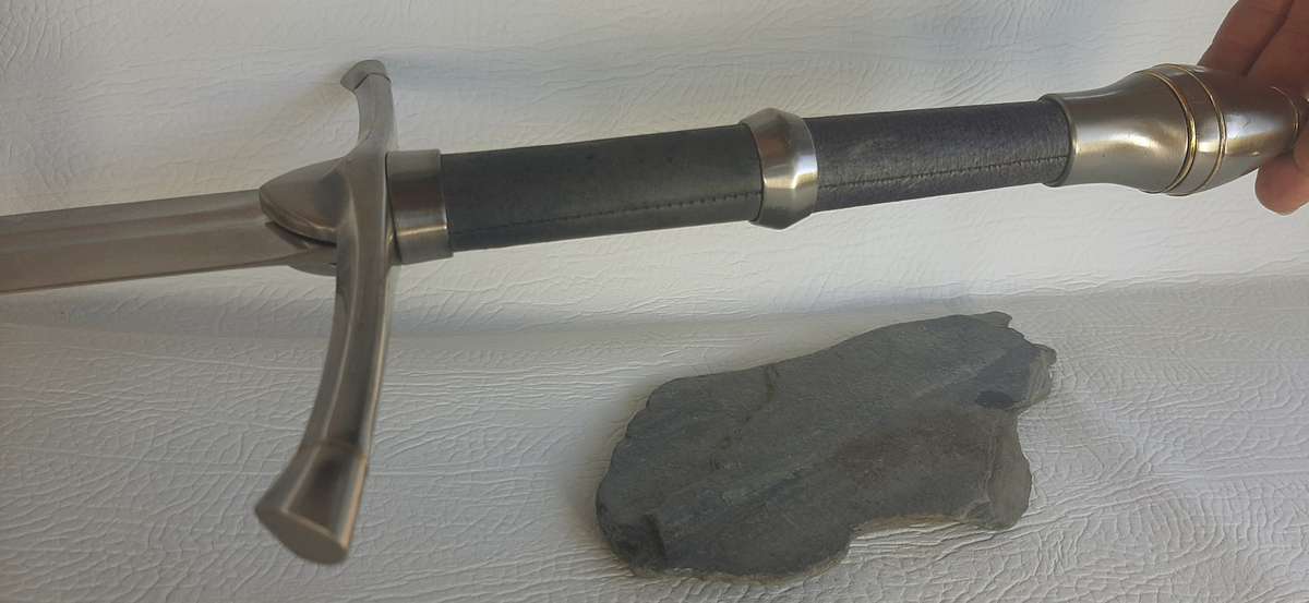 Andúril - The Flame of the West - Legendary Sword of Aragorn