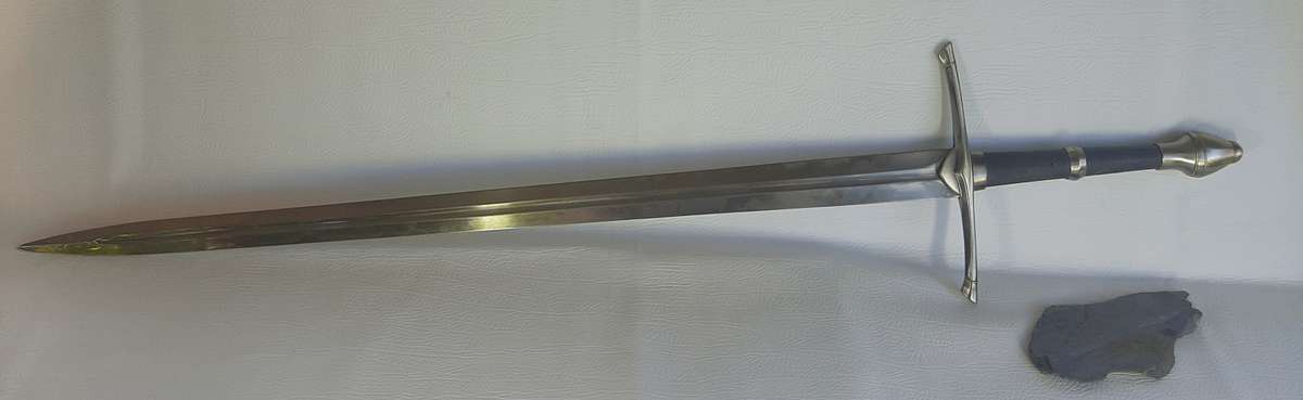 Andúril - The Flame of the West - Legendary Sword of Aragorn