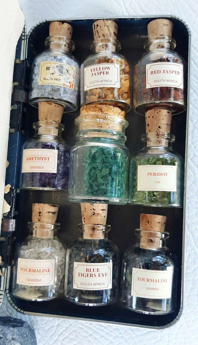 RARE VINTAGE GEMSTONE BOTTLE COLLECTION - PERFECT FOR JEWELLERY MAKERS & CRAFTERS!!!