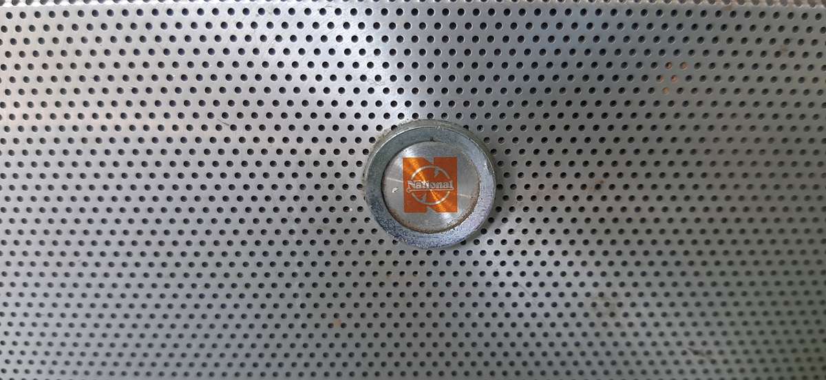 NATIONAL PANASONIC RF-980W  -  A RARE SOUTH AFRICAN MADE VINTAGE TREASURE!