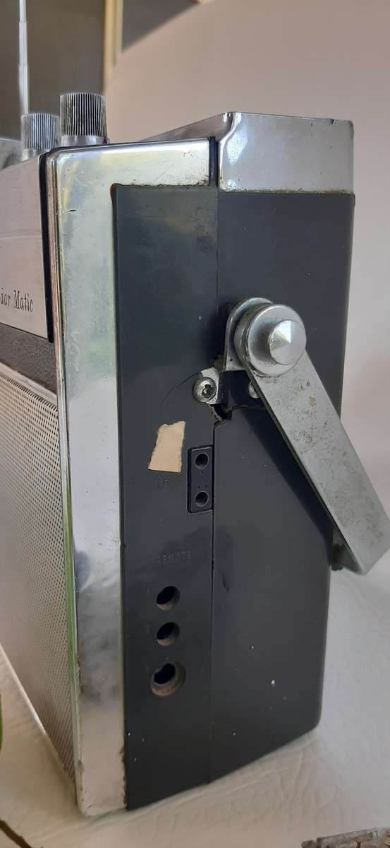 NATIONAL PANASONIC RF-980W  -  A RARE SOUTH AFRICAN MADE VINTAGE TREASURE!