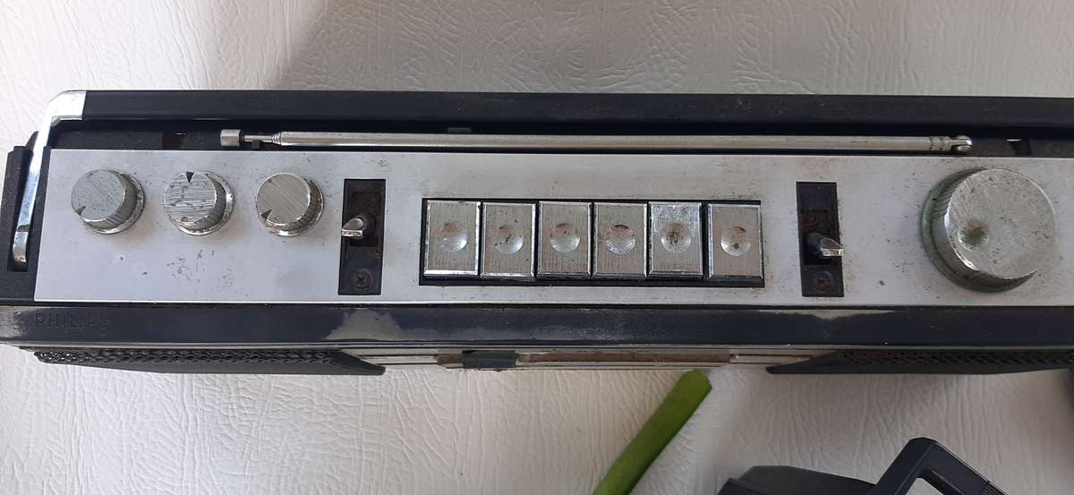VINTAGE PHILIPS TAPE DECK RADIOS - UNTESTED