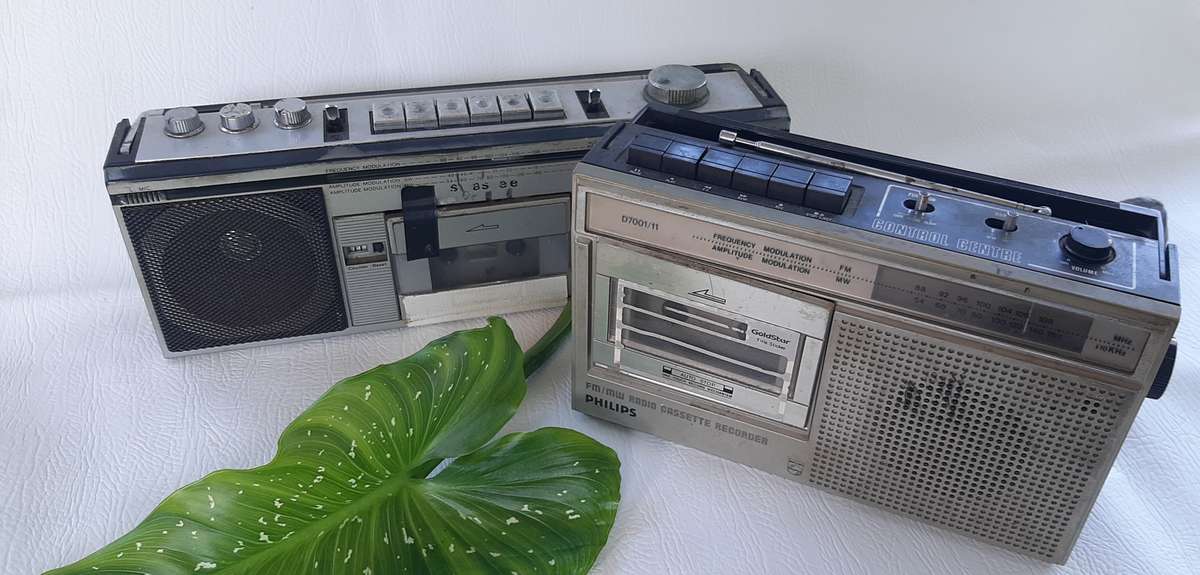 VINTAGE PHILIPS TAPE DECK RADIOS - UNTESTED
