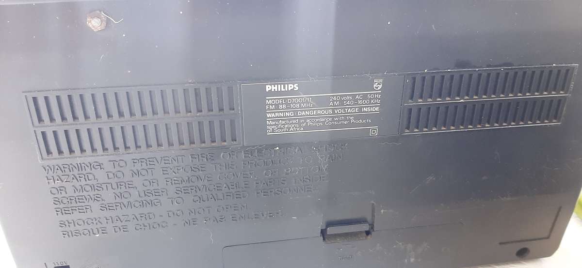 VINTAGE PHILIPS TAPE DECK RADIOS - UNTESTED