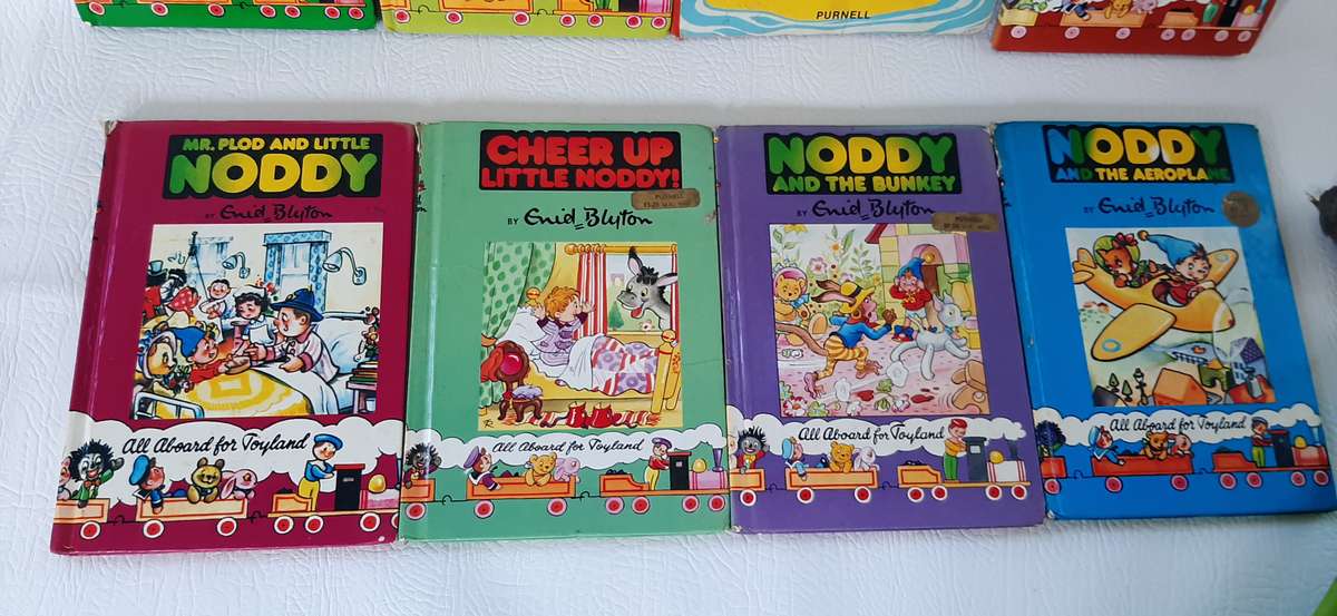 RARE COLLECTION OF 1980'S NODDY BOOKS!