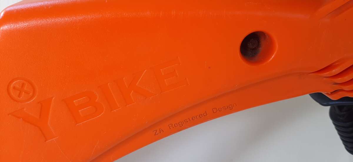 Y-BIKE ORIGINAL BALANCE BIKE - EXCELLENT CONDITION