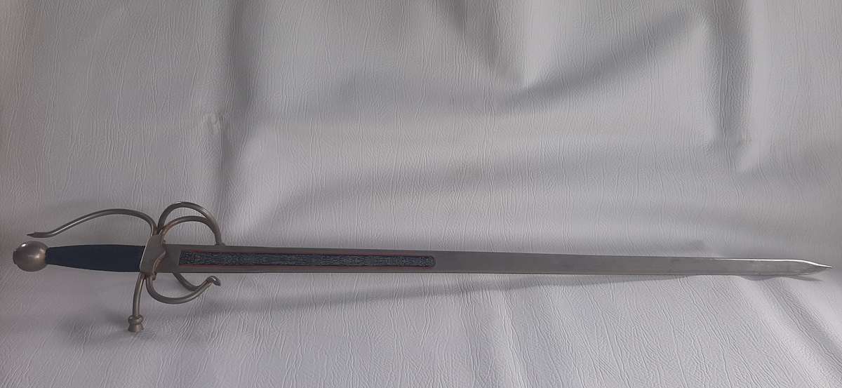 SPANISH TOLEDO SWORD - A LEGACY OF CRAFTSMANSHIP AND HISTORY (101CM)