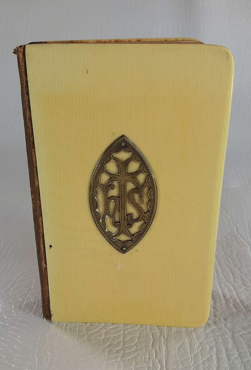 ANTIQUE BOOK OF COMMON PRAYER - RUBY 32mo EDITION