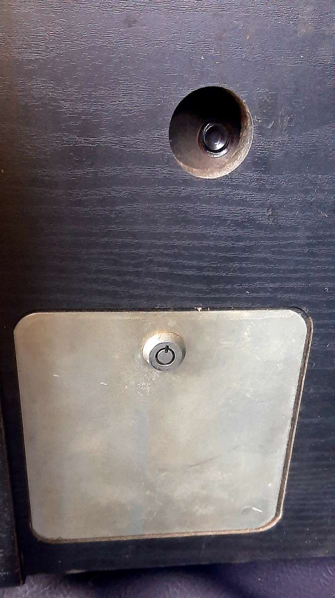 VINTAGE NOVOMATIC POKER MACHINE - A FORGOTTEN KING OF THE CARD TABLE