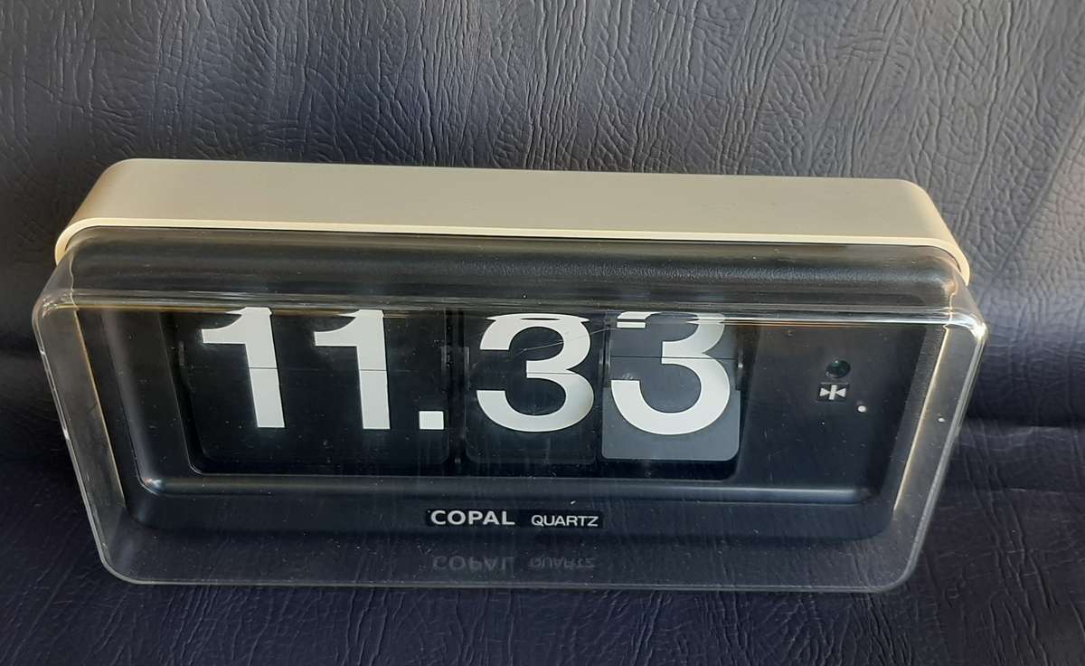VINTAGE COPAL QUARTZ FLIP CLOCK - A TIME CAPSULE FROM THE GOLDEN ERA!