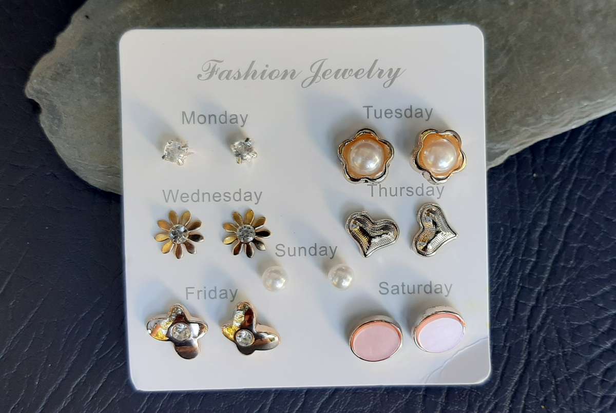 EARRING GLAM - A SPARKLING 7 DAY ADVENTURE!