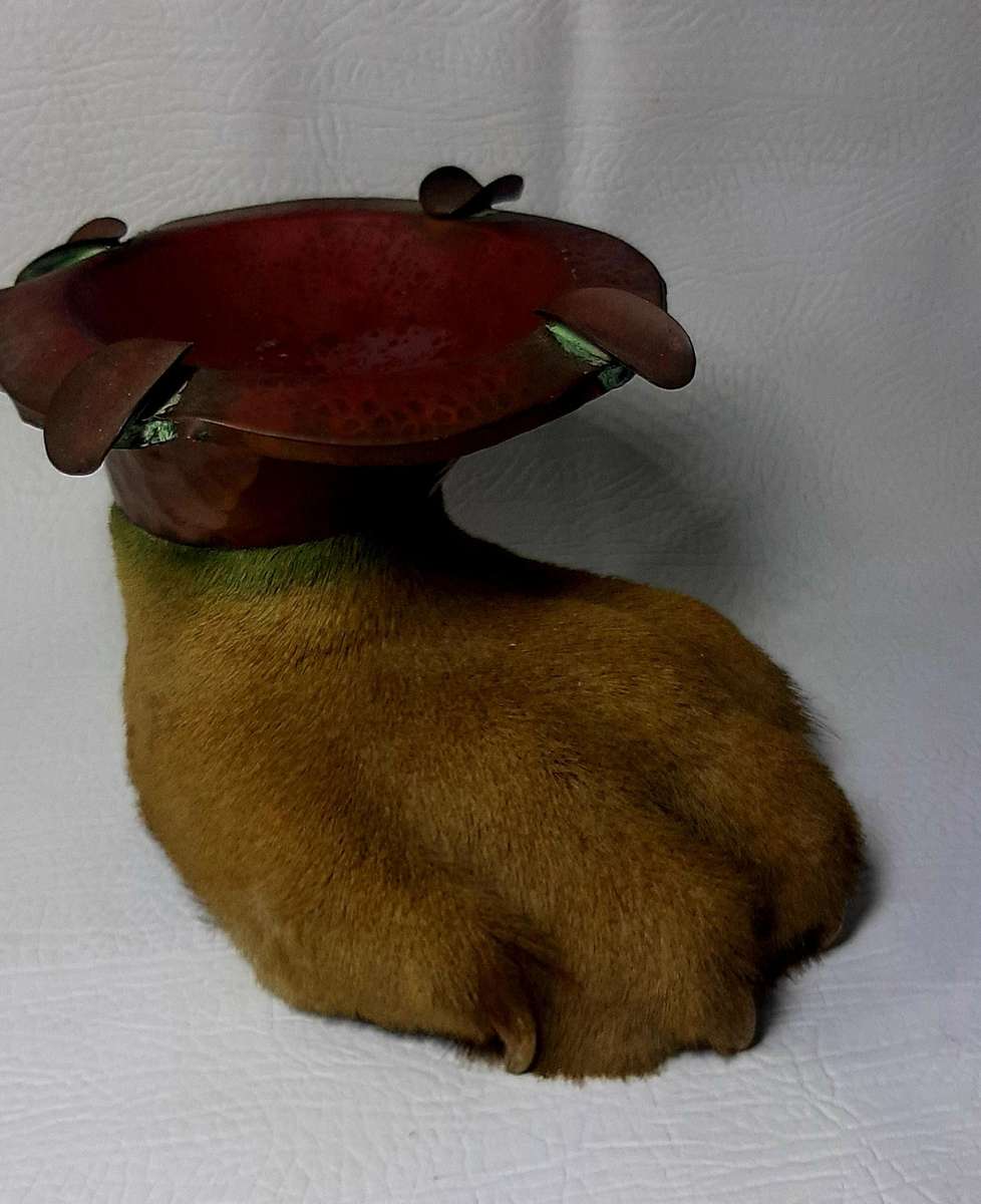 ANTIQUE LION'S CLAW & COPPER ASHTRAY - LATE 19TH CENTURY ELEGANCE