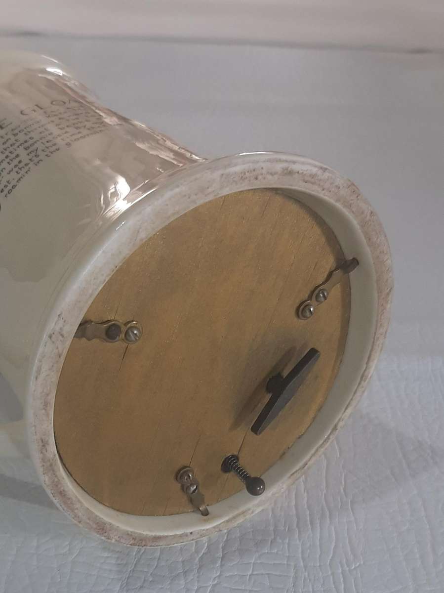 VINTAGE CROWN DEVON FIELDINGS MUSICAL MUG - ROAMIN' IN THE GLOAMIN' - FULLY FUNCTIONAL!!!