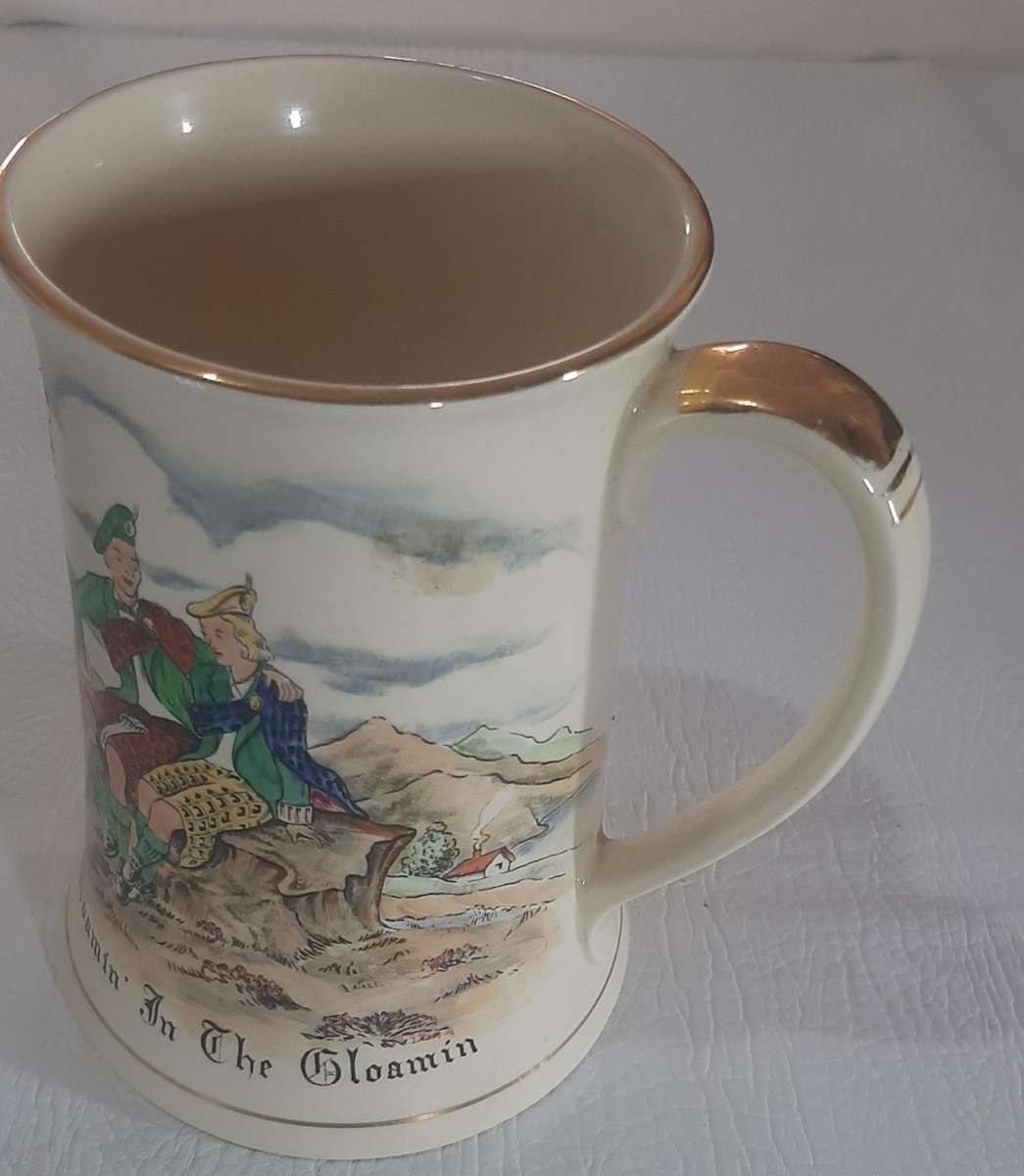 VINTAGE CROWN DEVON FIELDINGS MUSICAL MUG - ROAMIN' IN THE GLOAMIN' - FULLY FUNCTIONAL!!!