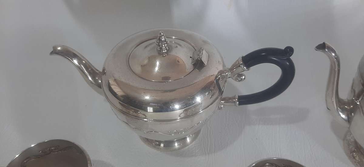 ELEGANT SILVER-PLATED TEA SERVICE SET - TIMELESS CLASSIC