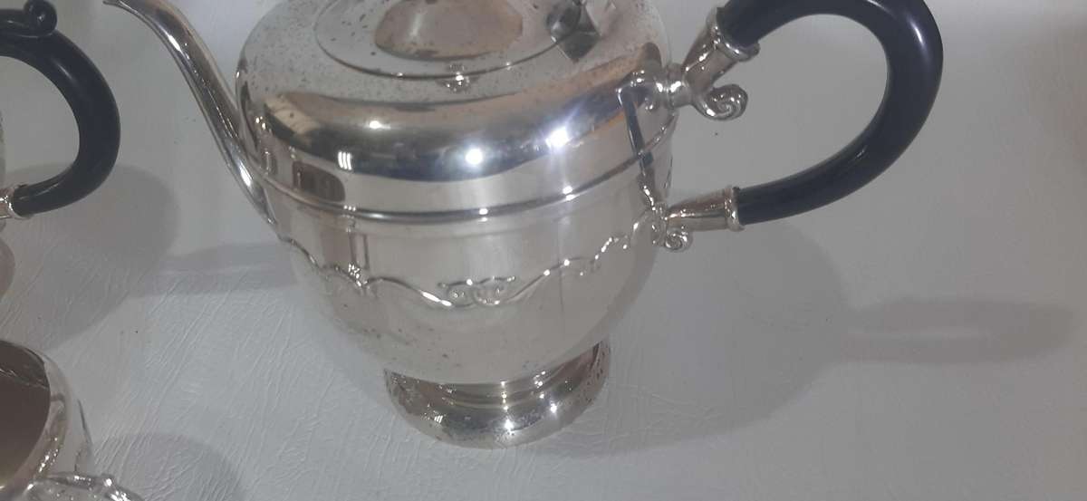 ELEGANT SILVER-PLATED TEA SERVICE SET - TIMELESS CLASSIC