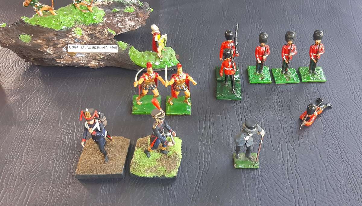 A TIMEWORN BATTALION OF HISTORY - VINTAGE RESIN TOY SOLDIERS