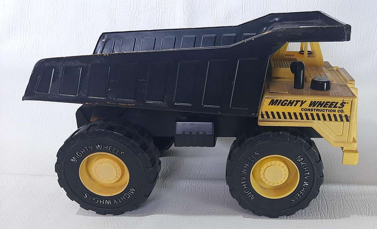 VINTAGE MIGHTY WHEELS CONSTRUCTION DUMP TRUCK - LARGE 40cm MODEL - HEAVY DUTY STEEL & PLASTIC