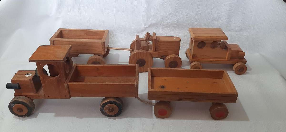 HANDCRAFTED WOODEN TOY COLLECTION - UNIQUE, TIMELESS & EXPERTLY MADE