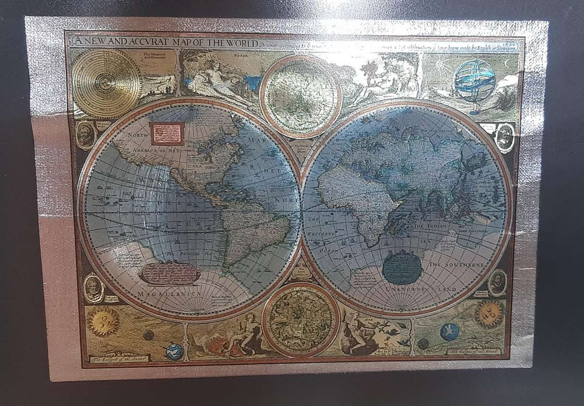 FRAMED ANTIQUE STYLE WORLD MAP - A NEW AND ACCVRAT MAP OF THE WORLD