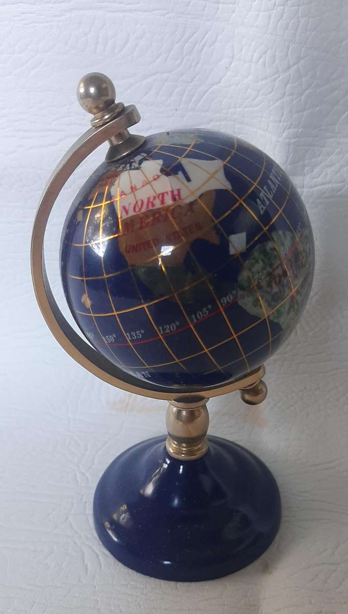 EXQUISITE SEMI-PRECIOUS STONE GLOBE - 15cm TALL MASTERPIECE