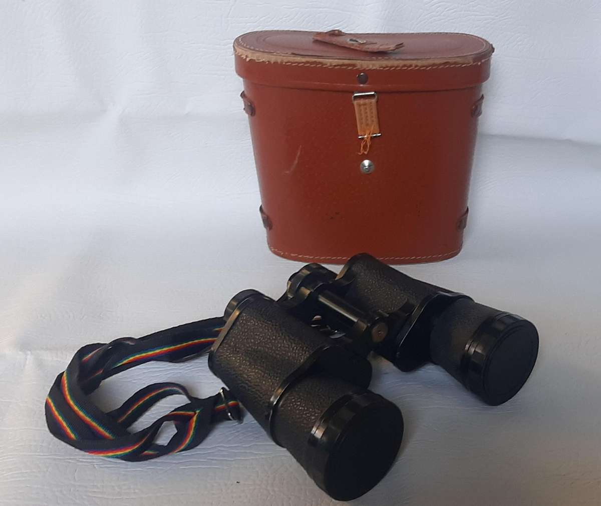 VINTAGE 12x50 BINOCULARS WITH LEATHER CASE - TRIPLE TESTED OPTICS