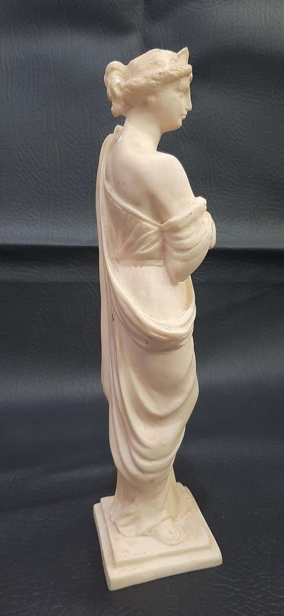 IVORINE STATUE  CLASSICAL FEMALE FIGURE | 24CM | EXQUISITE DETAIL & GRACE