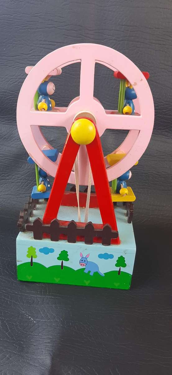 WHIRLS OF MEMORY  VINTAGE WOODEN FERRIS WHEEL MUSIC BOX (21.5 CM)