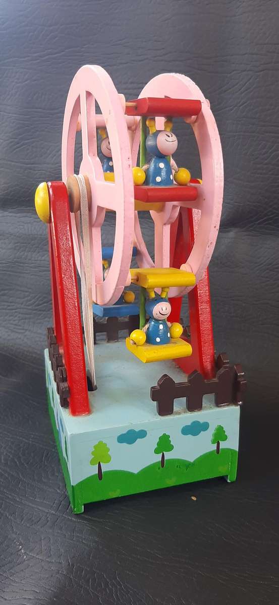 WHIRLS OF MEMORY  VINTAGE WOODEN FERRIS WHEEL MUSIC BOX (21.5 CM)