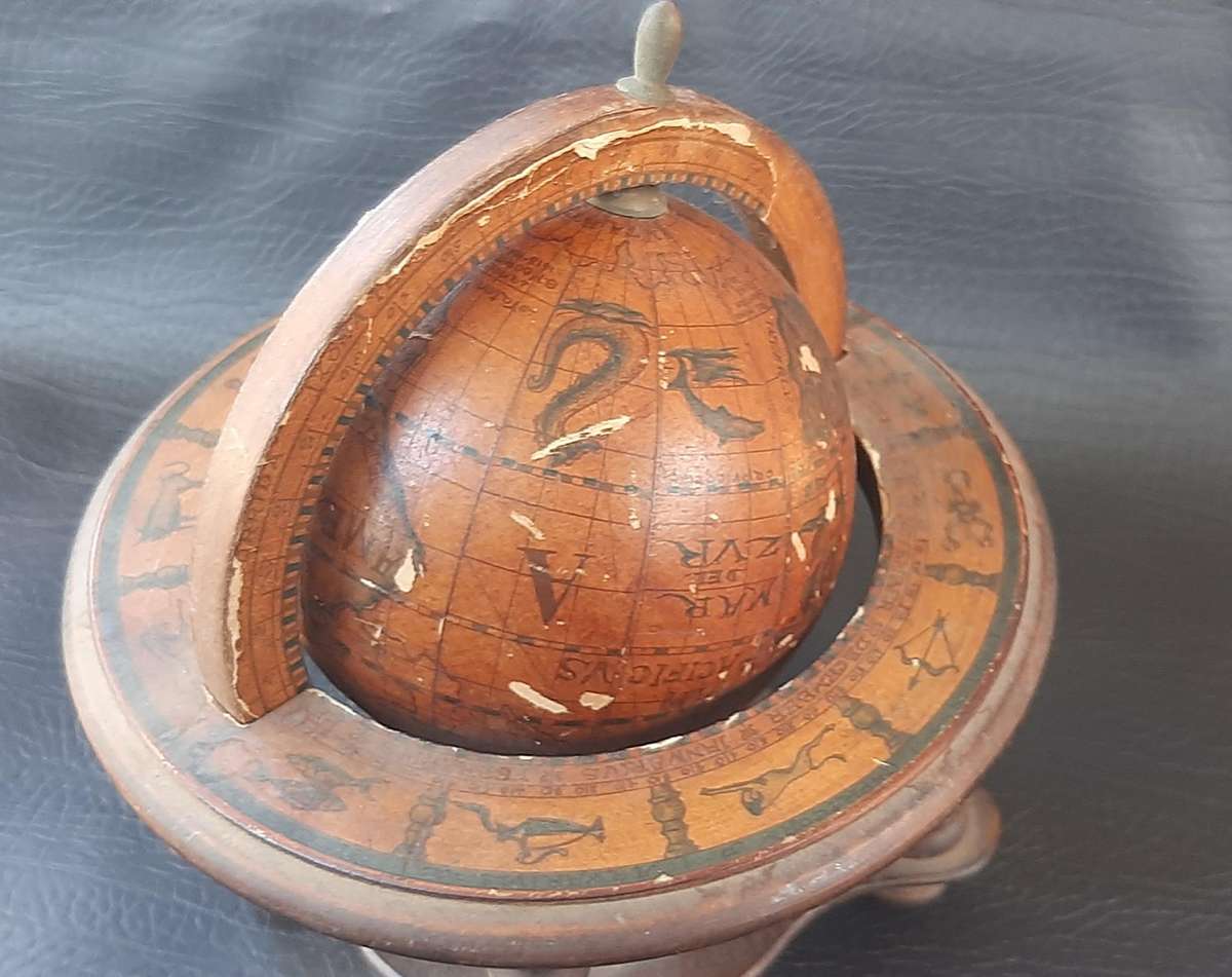 TRAVELLED TIME  VINTAGE WOODEN GLOBE & STAND (17 × 17 × 18 CM)