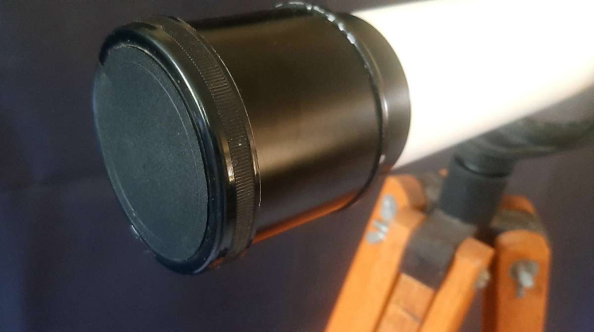 VINTAGE TOWA TELESCOPE  JAPANESE PRECISION ON WOODEN TRIPOD