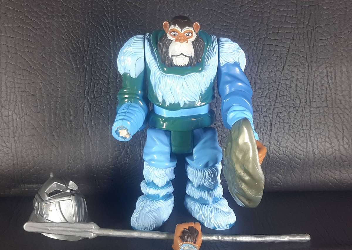 SNOWMAN OF HOOK MOUNTAIN  SERIES TWO (1986)  THUNDERCATS ALLY WITH SPEAR & HELMET  LJN