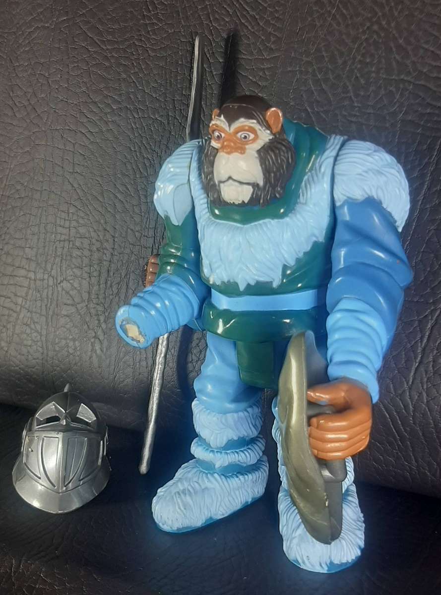 SNOWMAN OF HOOK MOUNTAIN  SERIES TWO (1986)  THUNDERCATS ALLY WITH SPEAR & HELMET  LJN