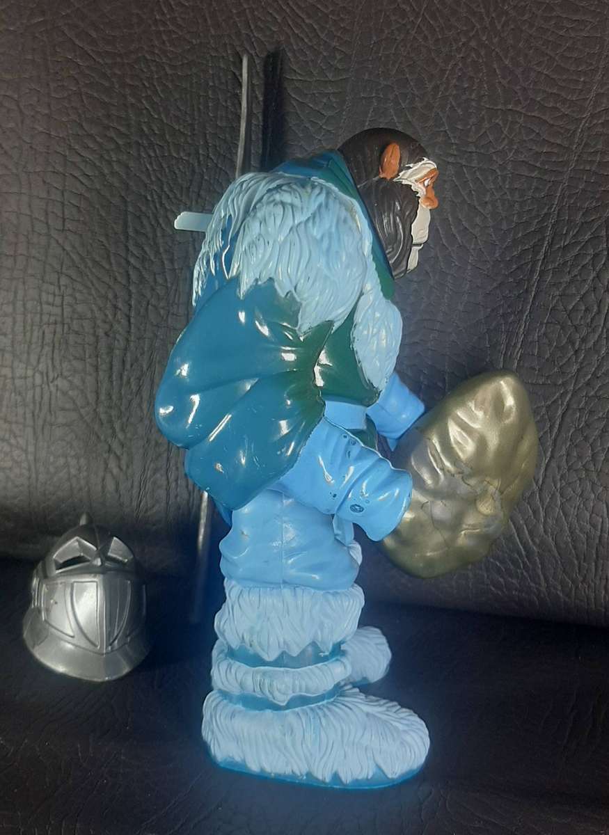 SNOWMAN OF HOOK MOUNTAIN  SERIES TWO (1986)  THUNDERCATS ALLY WITH SPEAR & HELMET  LJN