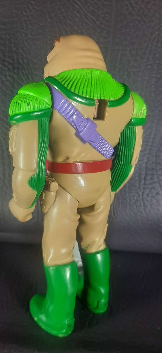 TUSKA WARRIOR  SERIES TWO (1986)  WALRUS COMMANDO WITH BLASTER  THUNDERCATS HERO  LJN
