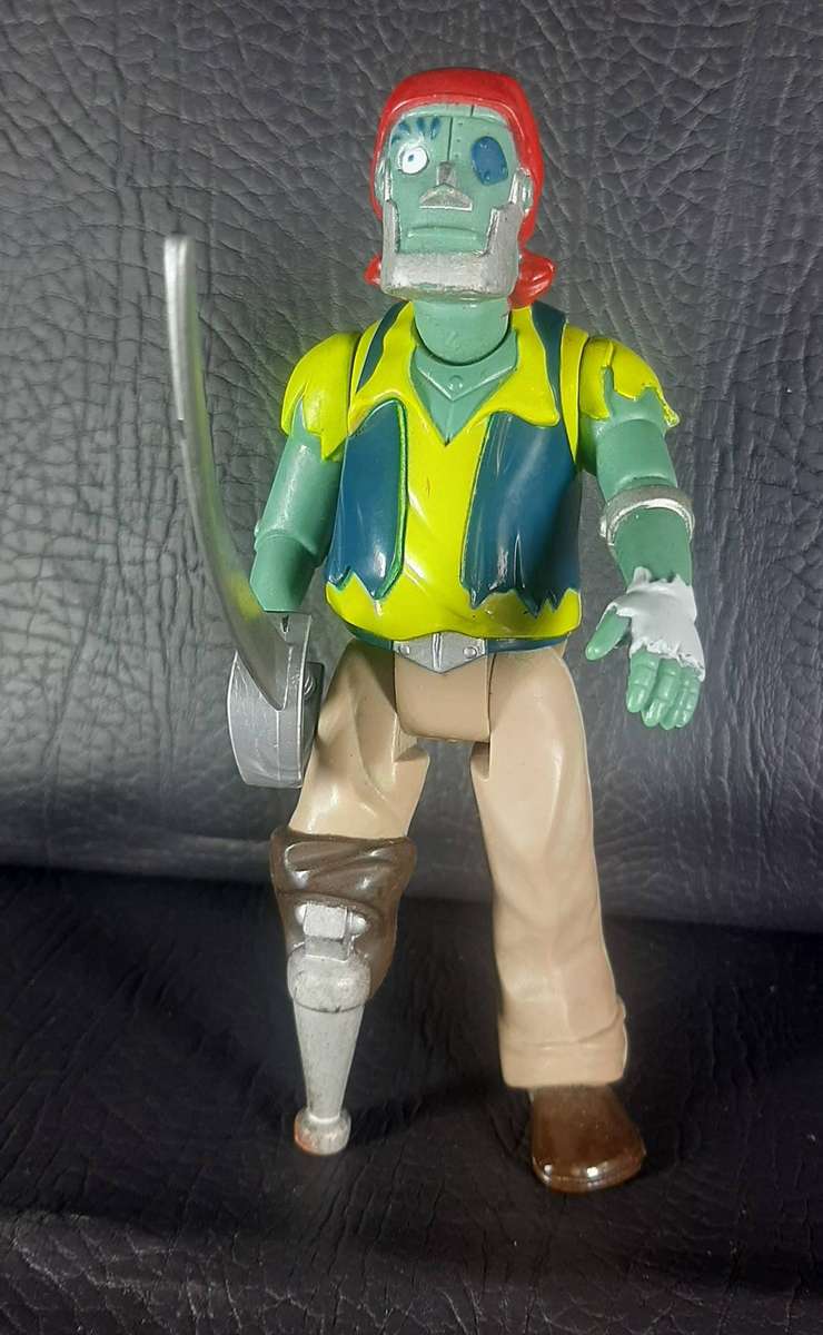 CAPTAIN CRACKER  SERIES THREE (1987)  CYBORG PIRATE WITH SWORD  THUNDERCATS VILLAIN  LJN