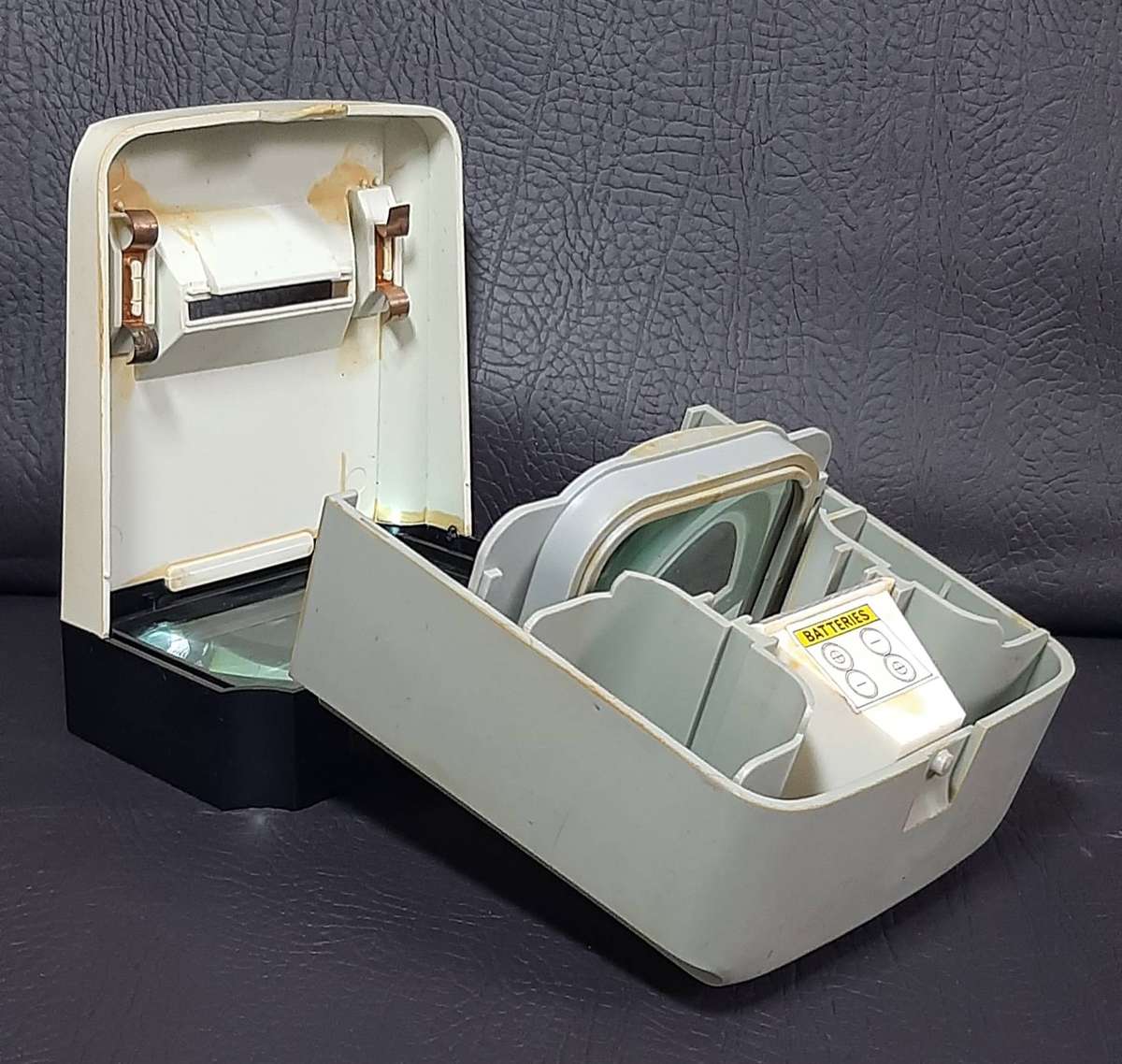 PORTABLE VINTAGE PHOTO SLIDE VIEWER  DUAL LENS, EXCELLENT CONDITION