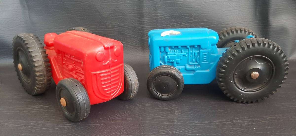 DUO TRACTOR SET  VINTAGE PRIMA TOYS, RED & BLUE WORKHORSES